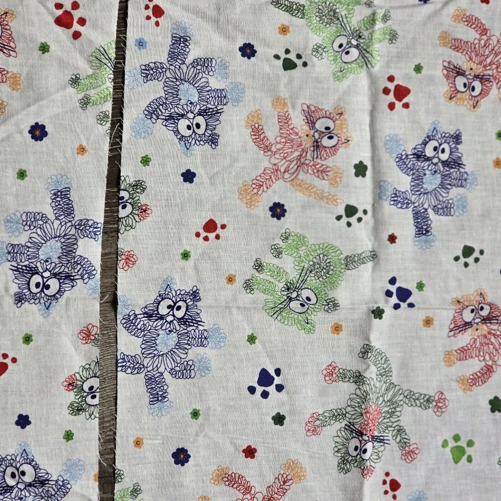 Fabric Remnant Cats Kittens Doodles Drawings Kids Fun Cotton Sewing Crafting - Picture 3 of 6